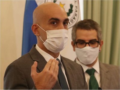 Laboratorio Central batió nuevo récord en testeos por COVID-19