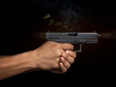 Mató a su exsuegro porque lo denunció por pegarle a su hija