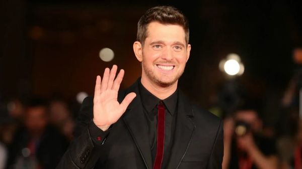 Michael Bublé versiona tema de trío español escrito durante el confinamiento - Música - ABC Color