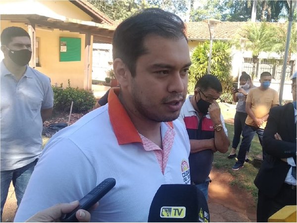 CDE: Allanan Comuna tras denuncia de presuntos sobrecostos