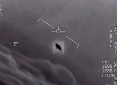 EE.UU. desclasifica los vídeos de tres objetos voladores no identificados - Mundo - ABC Color
