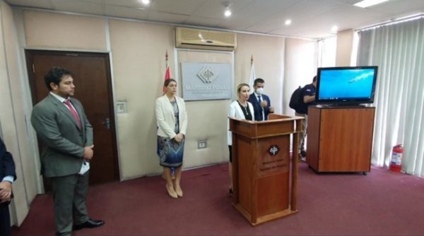 Fiscalía advierte vulnerabilidad de telefónicas tras hackeo a diputado y periodistas