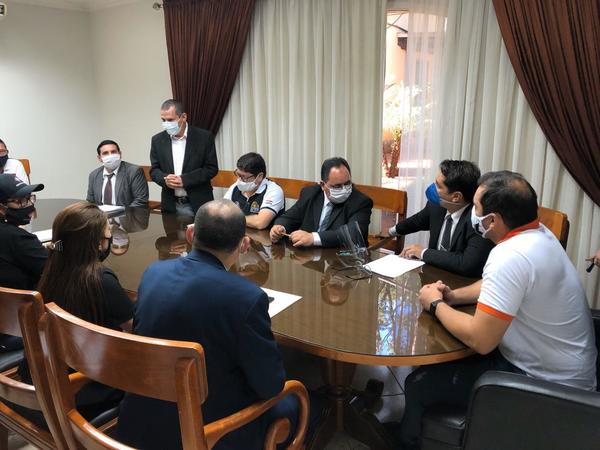 Fiscales allanan la Municipalidad buscando evidencias de supuestos hechos punibles - Noticde.com