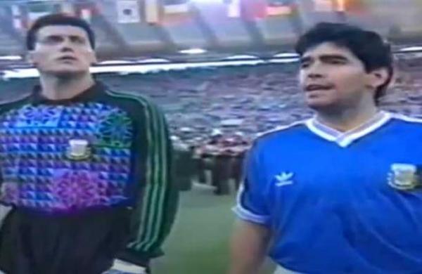 Maradona estuvo cerca de ser expulsado justo antes del inicio de la final de Italia '90 - C9N