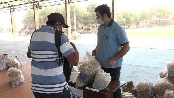 Entregan kits de alimentos, merienda escolar y tareas en colegio Nuevo Amanecer