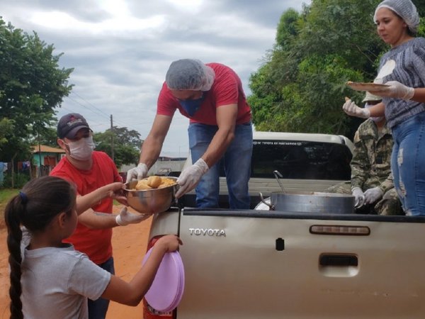 Tercer día de la histórica olla móvil en Curuguaty