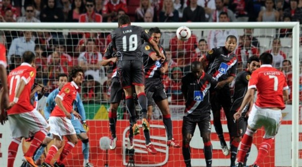 La UEFA recuerda un bombazo de Tacuara Cardozo jugando en Benfica