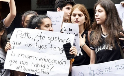 HOY / Estudiantes repudian acciones "improvisadas e irresponsables" de Petta