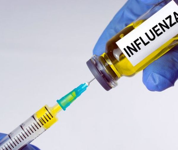 Vacunas contra la influenza no protegen del COVID-19