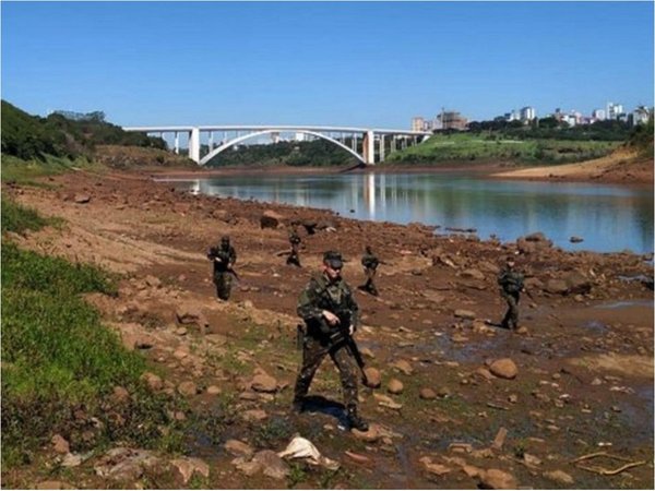 Preocupa a Brasil cruce ilegal por el Paraná desde Paraguay