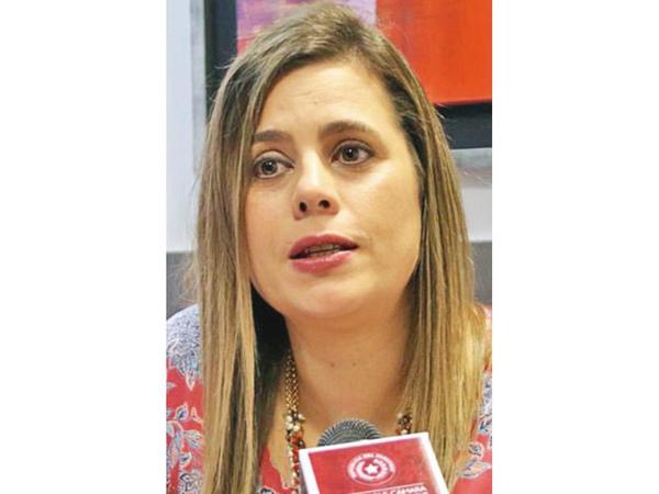 Denuncian falsa autorización en compra de insumos de Salud