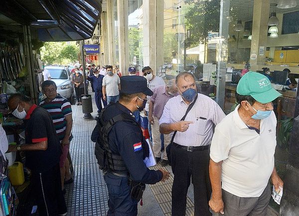 El fisco prosigue con pago de salarios a funcionarios - Economía - ABC Color