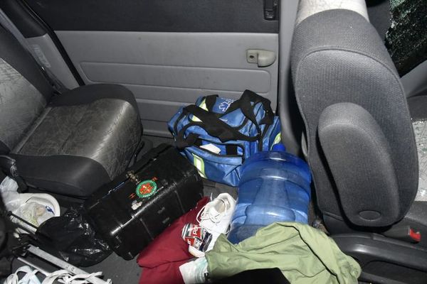 Chofer de ambulancia que chocó contra negocio estaba ebrio y fue imputado  - Nacionales - ABC Color