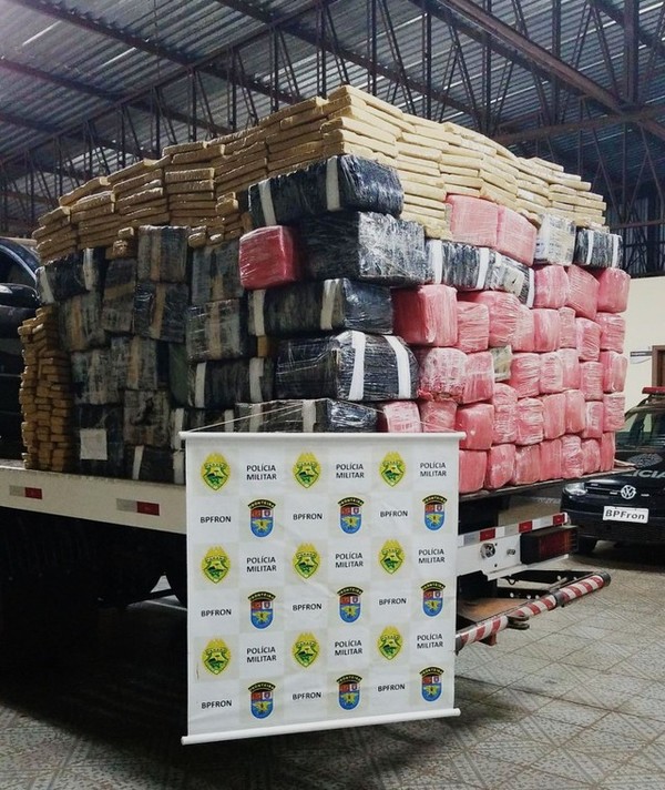 CAE más de 1 TONELADA de MARIHUANA y HACHÍS en la FRONTERA