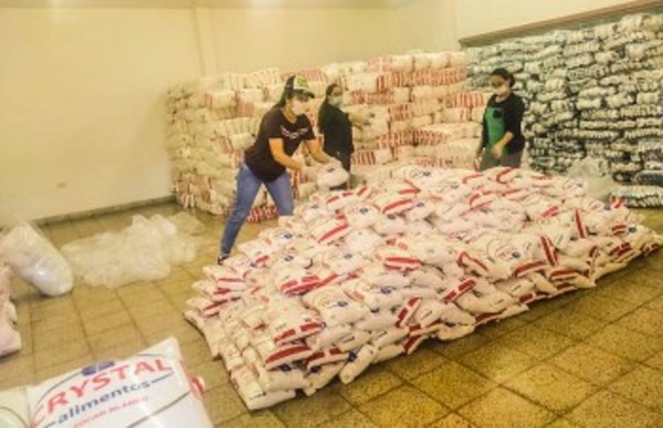 Universitarios alistaron 12 mil cestas básicas en apoyo a comuna esteña