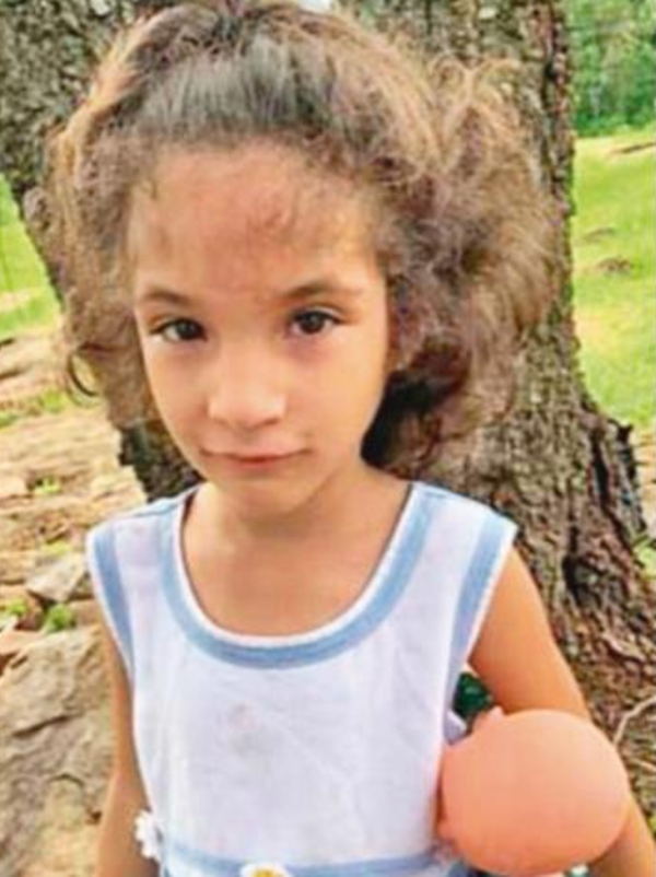 Caso Juliette: 'Creo que uno de los empleados sabe algo y no está contando', sostiene abuelo de la niña