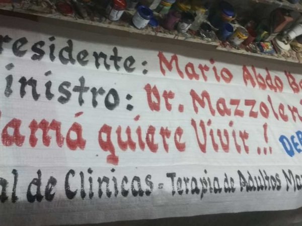 Doña denuncia que "accidentalmente" le perforaron una arteria a su mamá en el hospital