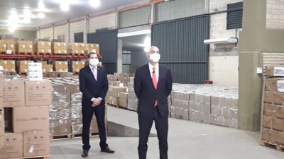 Mazzoleni: El 30% entregado a empresas proveedoras de insumos rechazados está protegido por una póliza de seguro - ADN Paraguayo