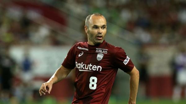 Andrés Iniesta dice estar motivado y no analiza colgar los botines