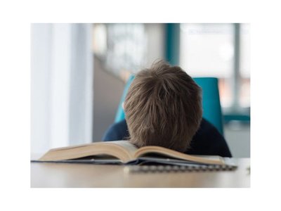 ¿Cómo puedo prevenir la depresión escolar?