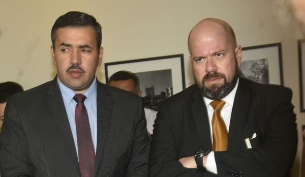 Abogado desdice a su propio compañero de equipo y alega que no hay fecha definida para que Dalia se presente