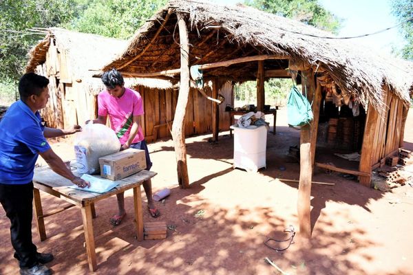 Itaipú entrega kits de alimentos a comunidades indígenas del Alto Paraná