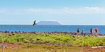 Cientos de habitantes de Galápagos no pueden volver a casa