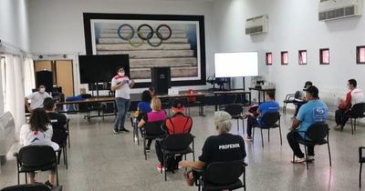 Impartirán clases de deportes en plataformas digitales
