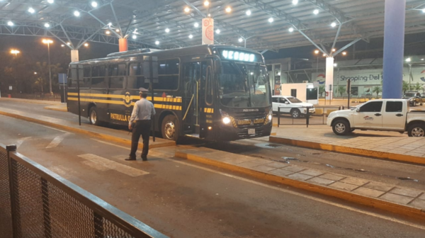 HOY / Más paraguayos reingresan al país y se someterán al aislamiento