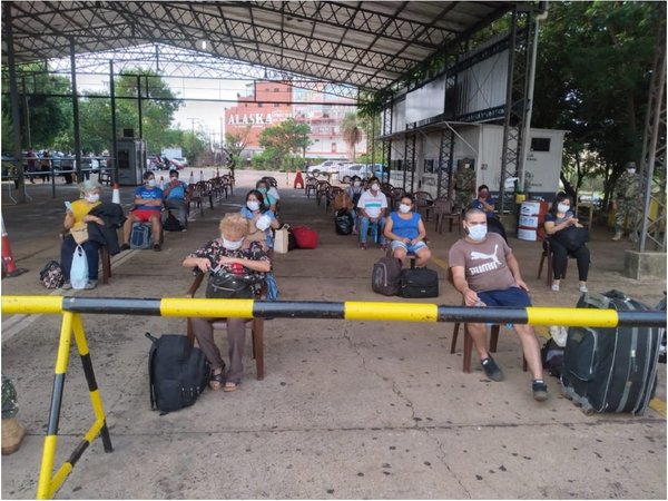 Itapúa: 42 connacionales ingresan al país por el puente San Roque González