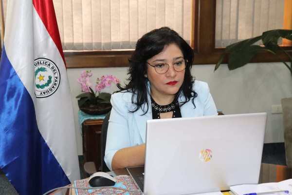 Senatur y Salud trabajan en asistencia extra hospitalaria en Hoteles para paraguayos repatriados - Paraguay Informa