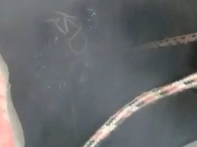 Pozo que emana agua caliente intriga a vecinos