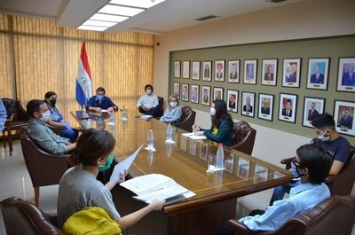 Fenaes pidió al Congreso interpelación de Petta y el tema podría tratarse mañana en sesión extraordinaria - ADN Paraguayo