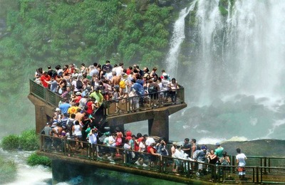 Cataratas del Yguazú una maravilla visitada por 1,8 millones de turistas