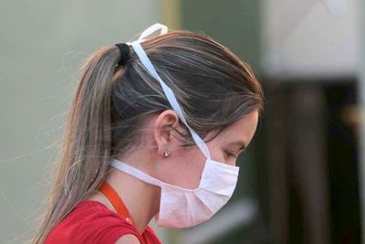 “Si se disparan los casos se retrocederá la flexibilización”