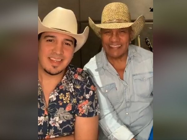 Bronco envía saludos a Paraguay a través de Facebook Live