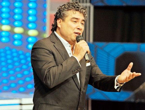 Jorge Castro se presenta en el Ciclo Cultural "Nde Rógape" » Ñanduti