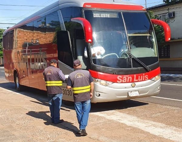Reactivarán viajes de corta distancia; de media y larga recién después de día de la madre - ADN Paraguayo