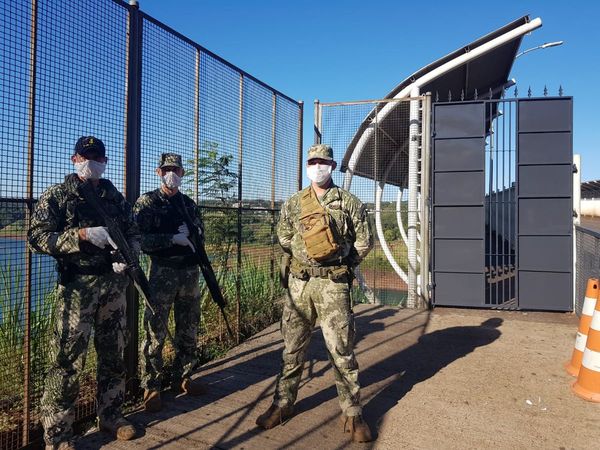 Denuncian ingreso por CDE a través del puente mediante pago de coimas