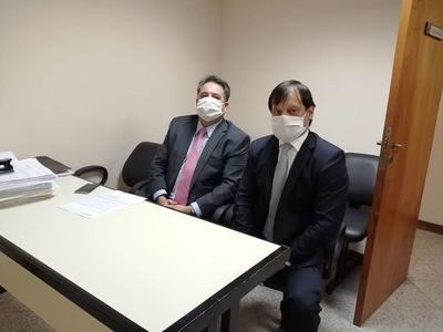 Otorgan prisión domiciliaria a Melgarejo en el caso de tapabocas sobrefacturados en plena pandemia - Nacionales - ABC Color