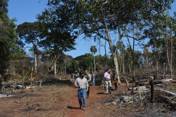 Itaipú recupera área invadida en zona de Puerto Indio