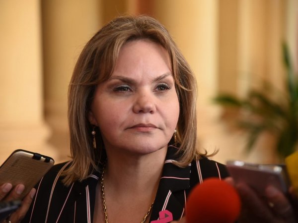 Lilian Samaniego se pone a disposición de la Fiscalía