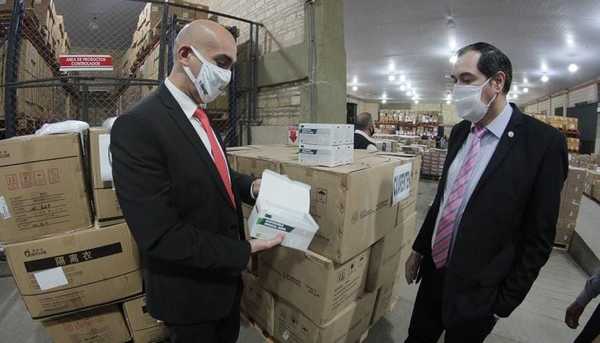 ¿Hubo corrupción? Renuncian dos directores generales de Salud | Noticias Paraguay