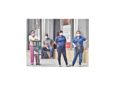 Cifras se disparan: Un fallecido por  virus y confirman 17 positivos