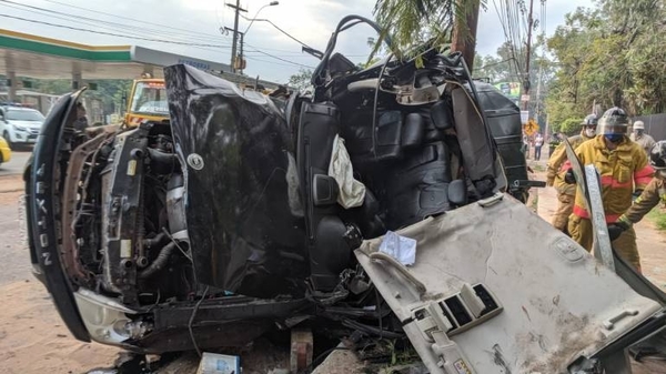 HOY / Farreaban en cuarentena, salieron a buscar alcohol y protagonizaron aparatoso accidente