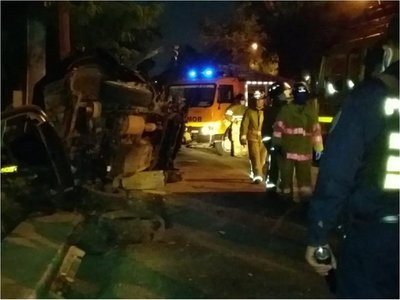 Dos accidentes de tránsito dejan cinco heridos en la madrugada