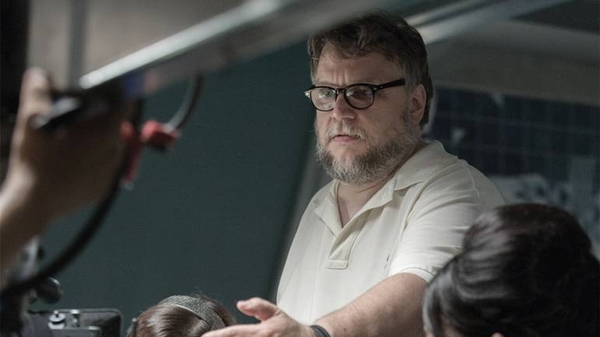 HOY / Guillermo del Toro critica medidas extremas contra el COVID-19 en Jalisco