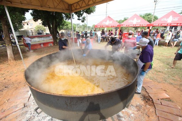 Feroz olla popular en J. Augusto | Crónica