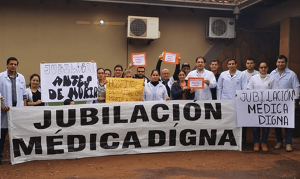 Médicos salieron a las calles a reclamar los derechos de los trabajadores