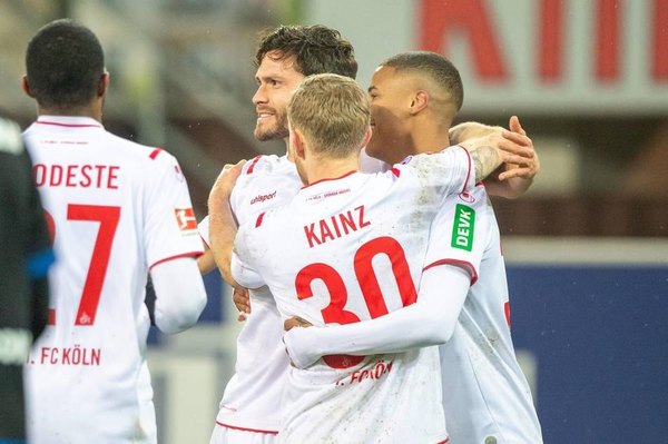 La reanudación de la Bundesliga sufre un revés con tres positivos en el Colonia
